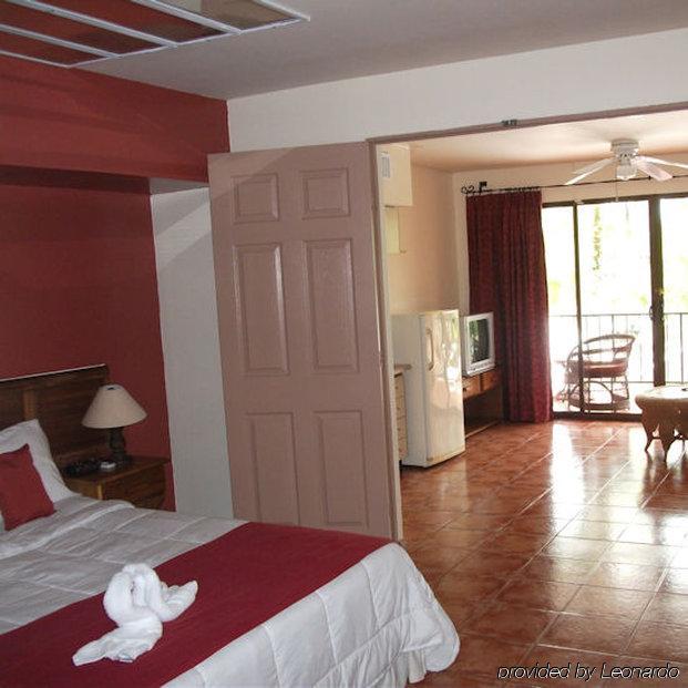 Copacabana Hotel And Suites (Adults Only) Jacó Стая снимка
