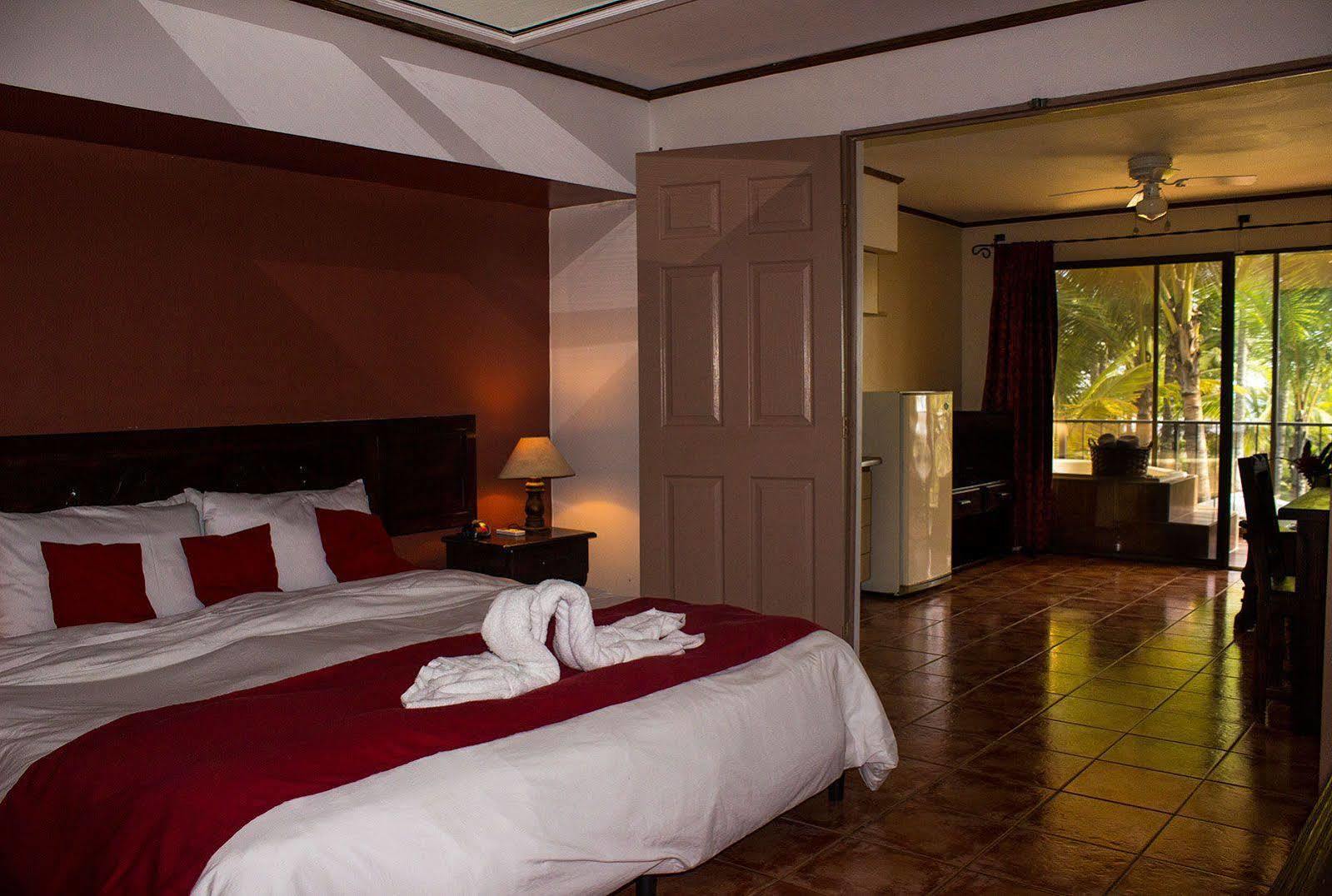 Copacabana Hotel And Suites (Adults Only) Jacó Екстериор снимка