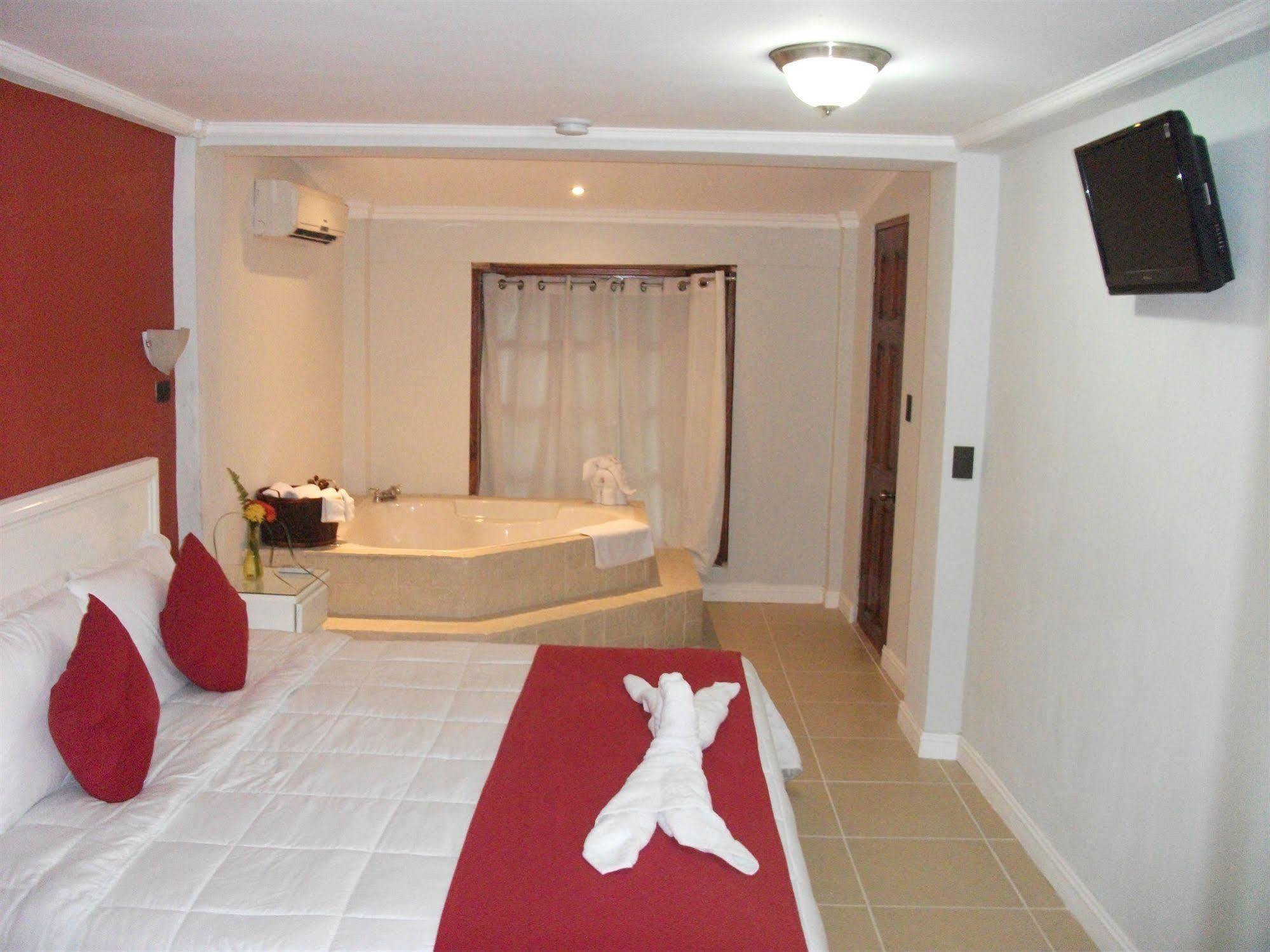 Copacabana Hotel And Suites (Adults Only) Jacó Екстериор снимка